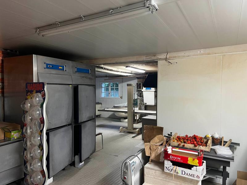 Local commercial - 120 m²