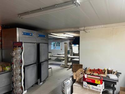 Local commercial - 120 m²