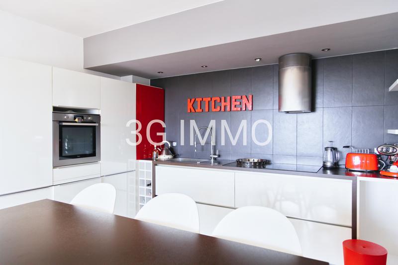 Appartement - 90 m² - 3 pièces