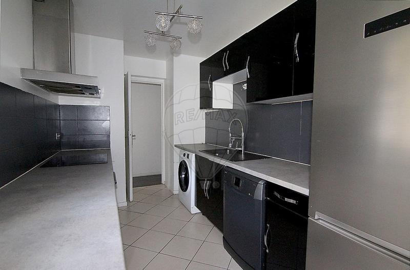 Appartement - 77 m² - 3 pièces