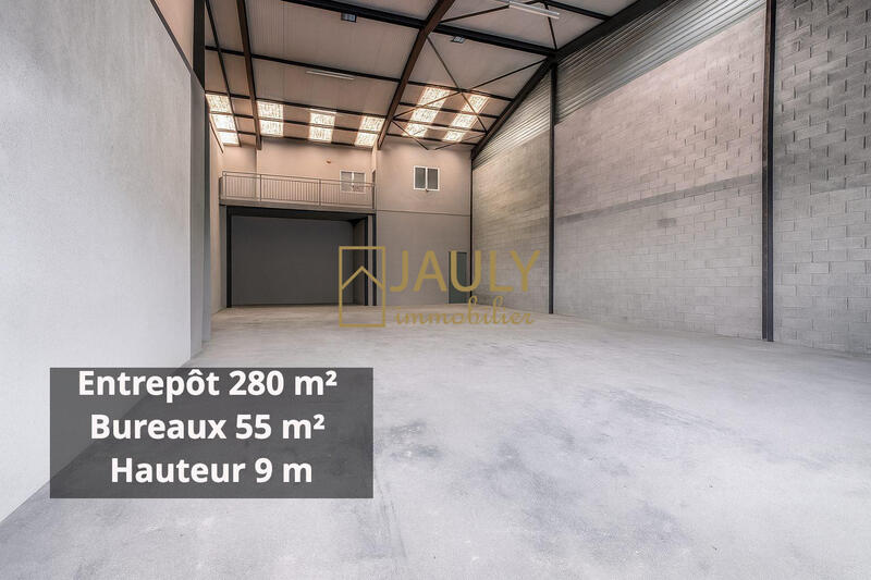 Entrepôt - 625 m²