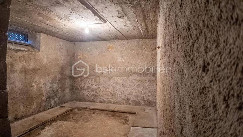 Maison traditionnelle - 78 m² - 4 pièces