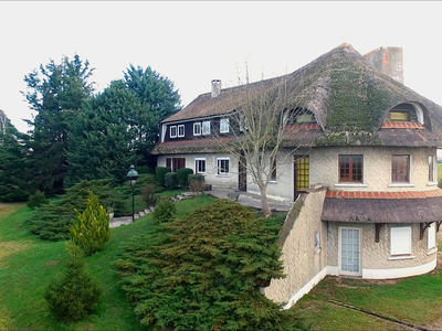 Propriété - 350 m² - 12 pièces