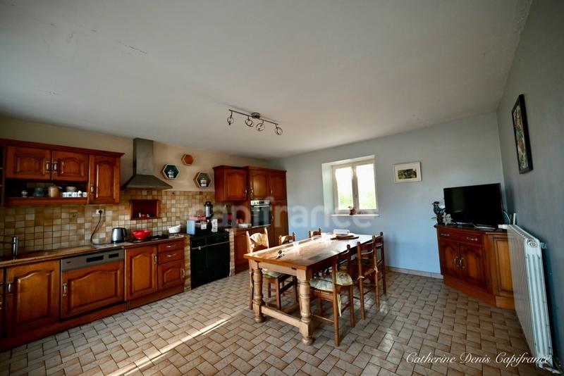 Maison - 107 m² - 6 pièces