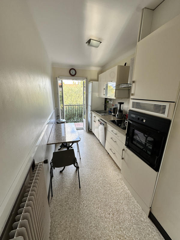 Appartement - 85 m² - 4 pièces