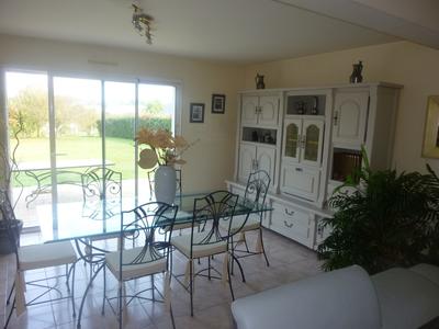 Maison contemporaine - 185 m² - 7 pièces