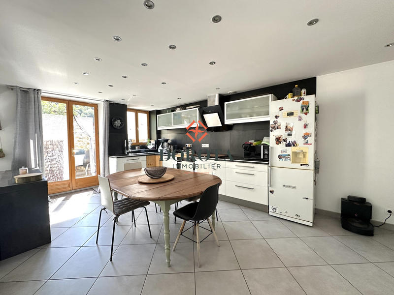 Maison - 164 m² - 5 pièces