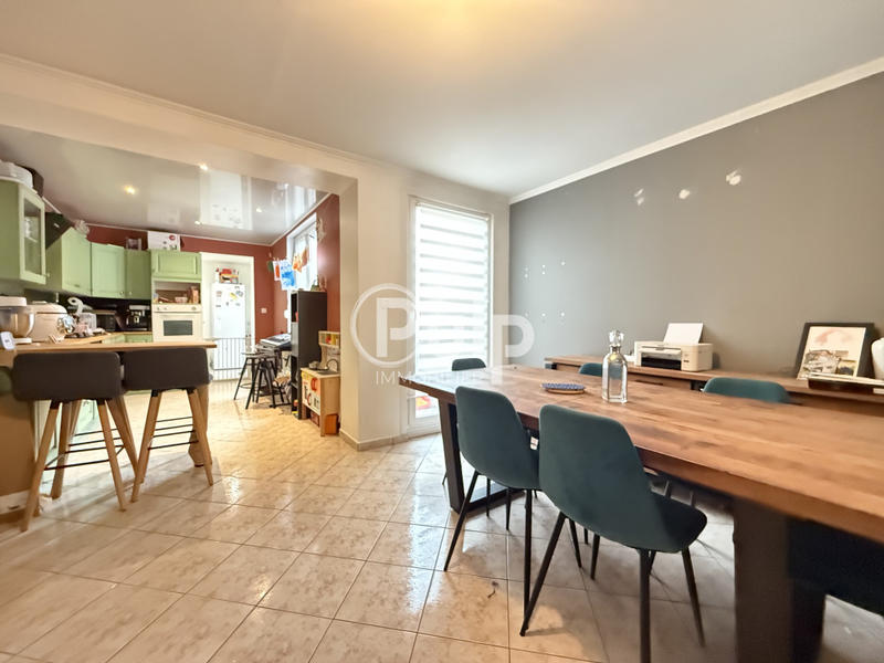 Maison - 125 m² - 7 pièces