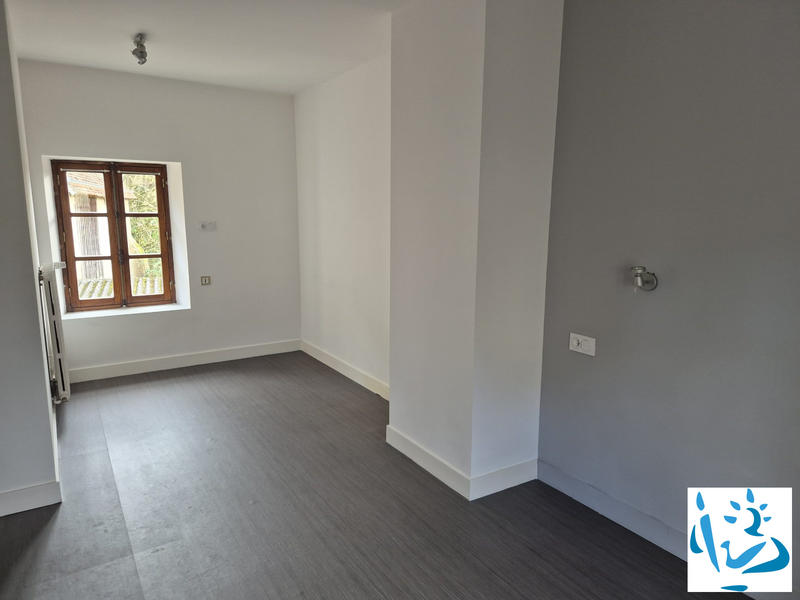 Maison ancienne - 97 m² - 5 pièces