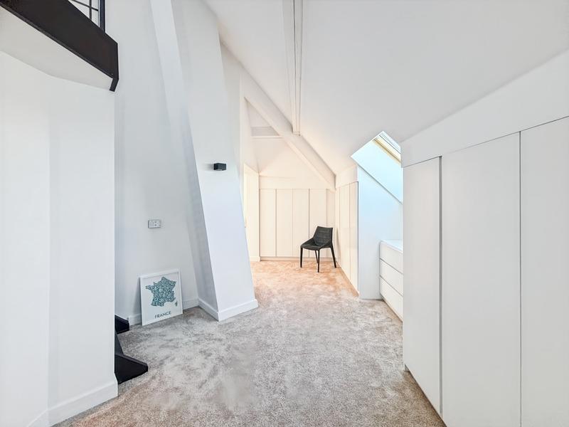 Appartement - 187 m² - 5 pièces