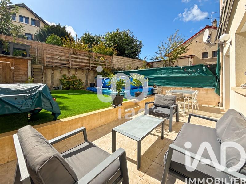 Maison - 92 m² - 4 pièces