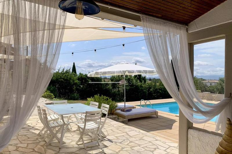 Villa - 150 m² - 7 pièces