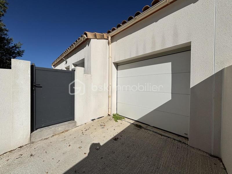 Villa - 80 m² - 4 pièces