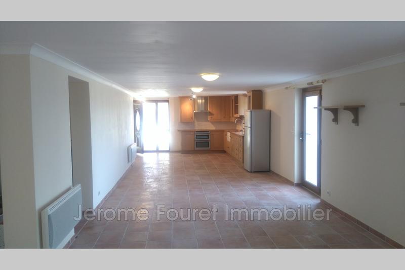 Maison - 900 m² - 6 pièces