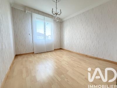 Maison - 86 m² - 4 pièces