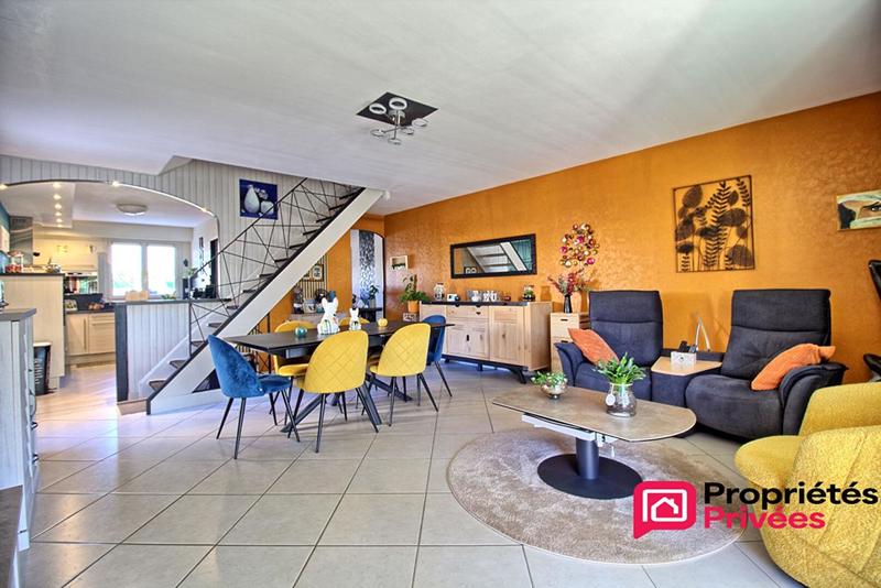 Maison - 120 m² - 6 pièces