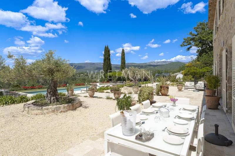 Bastide - 328 m² - 8 pièces