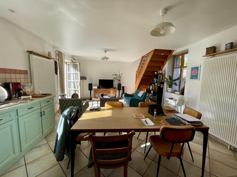 Maison ancienne - 276 m² - 3 pièces