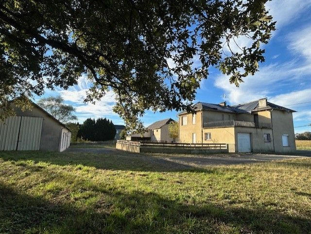 Maison - 200 m² - 7 pièces