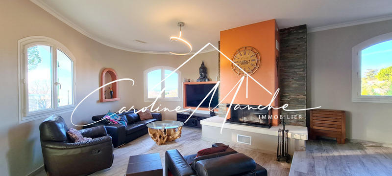 Maison - 250 m² - 8 pièces