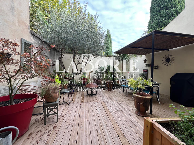 Maison - 210 m² - 6 pièces