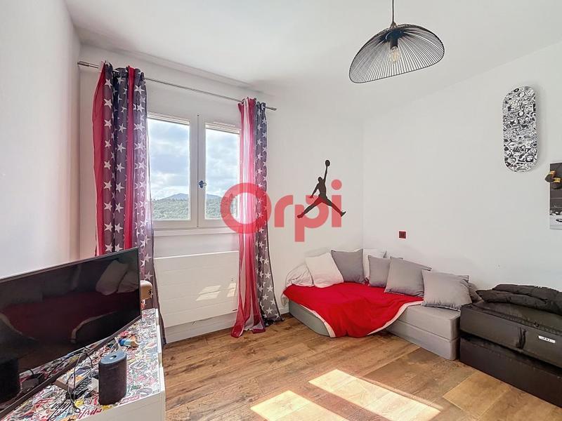 Maison - 142 m² - 5 pièces