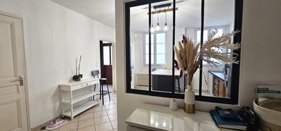 Maison - 209 m² - 6 pièces