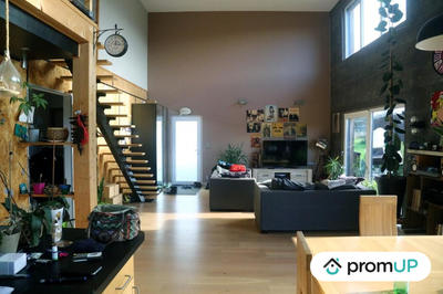 Maison - 146 m² - 5 pièces