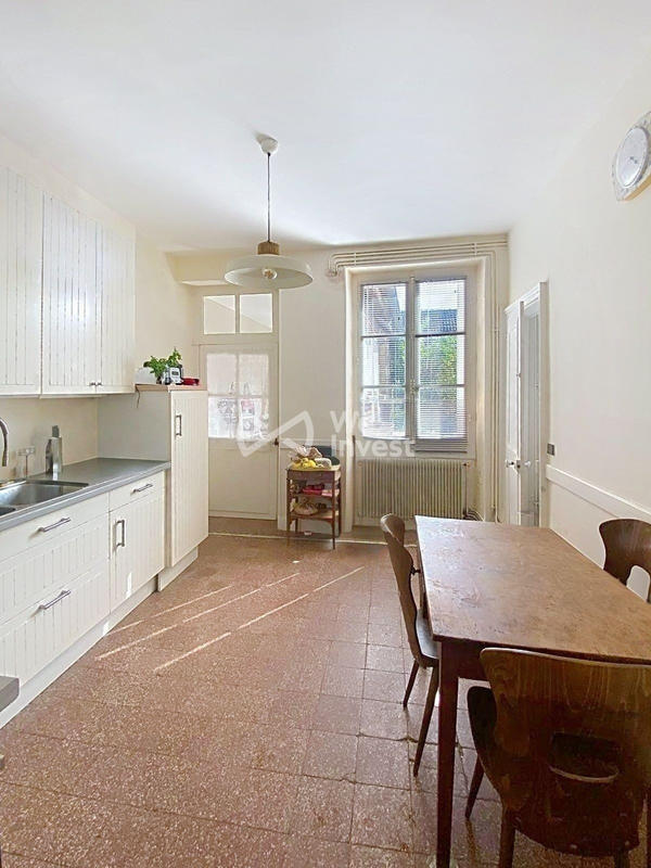 Maison ancienne - 186 m² - 7 pièces