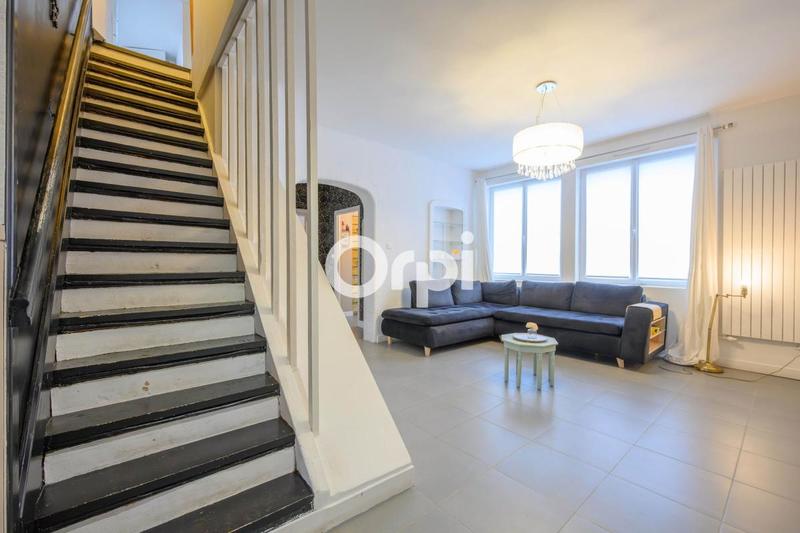 Maison - 190 m² - 6 pièces