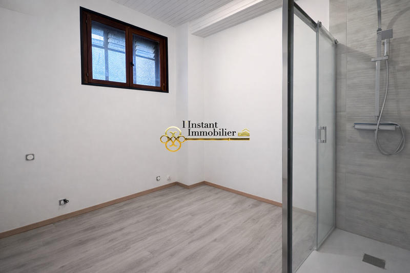 Appartement - 63 m² - 4 pièces