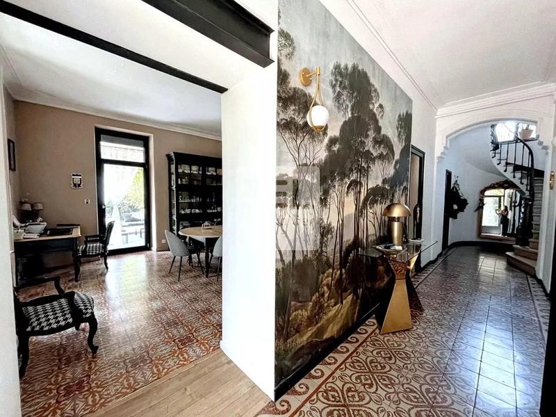 Maison de maîtres - 182 m² - 6 pièces