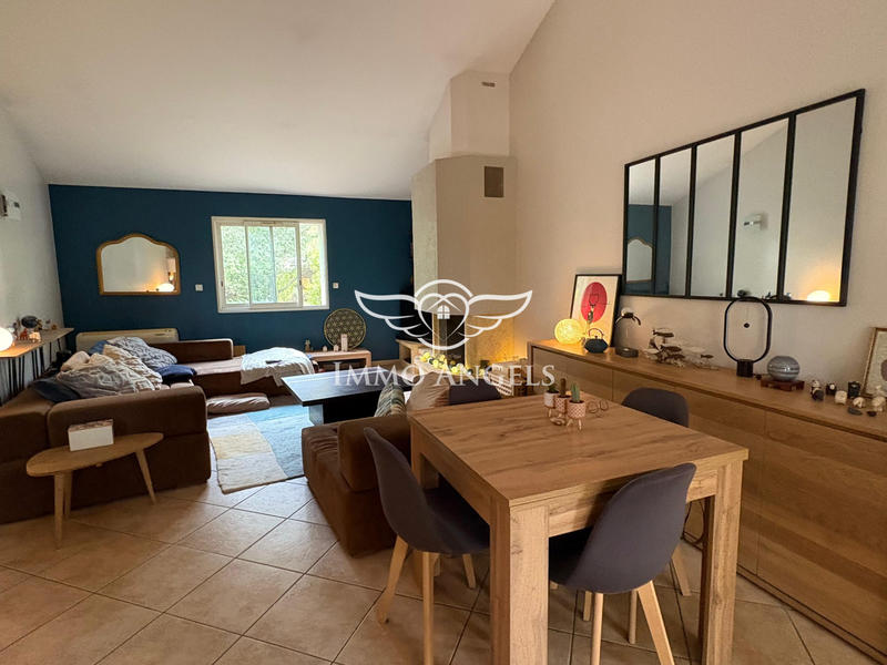 Maison - 170 m² - 5 pièces