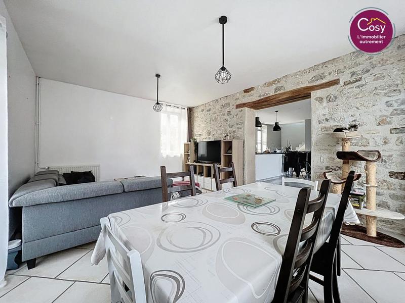 Maison de village - 105 m² - 5 pièces