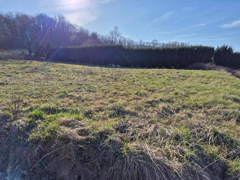Terrain constructible - 1 000 m²