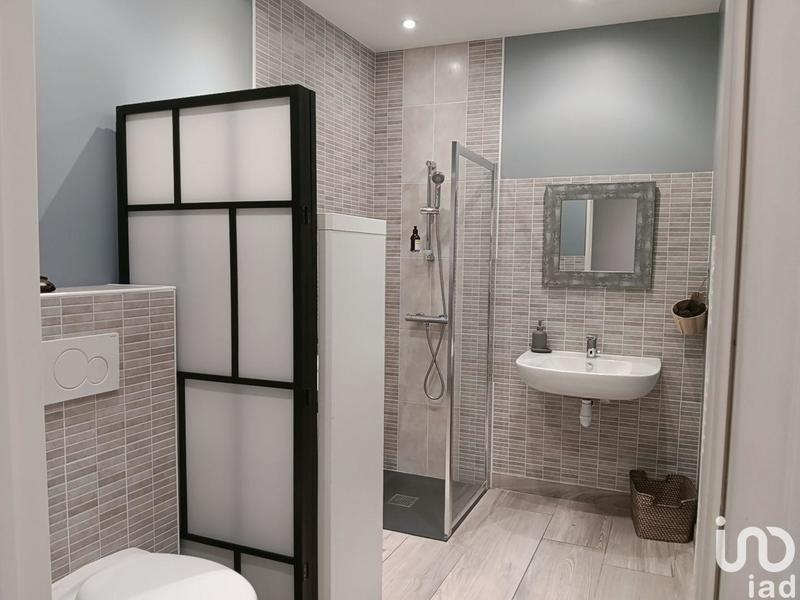 Local commercial - 82 m²