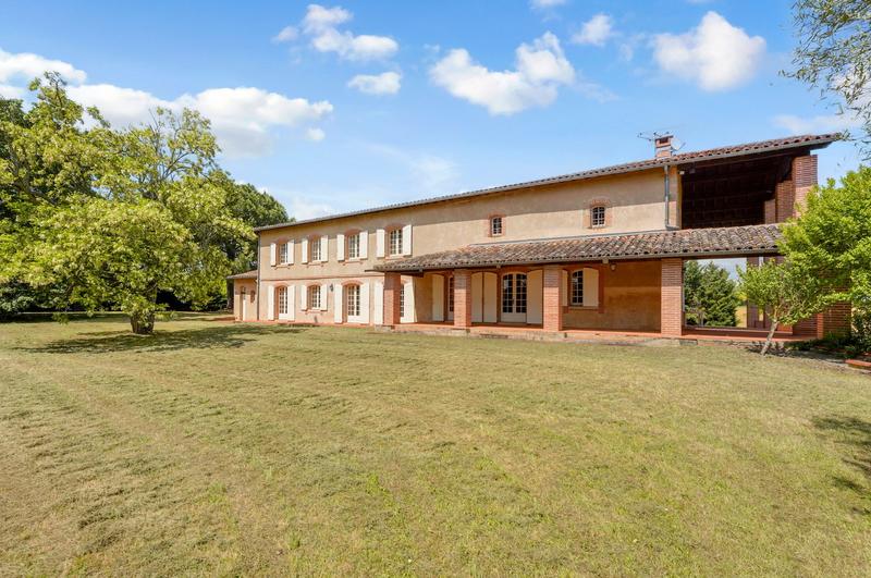 Ferme - 525 m² - 10 pièces
