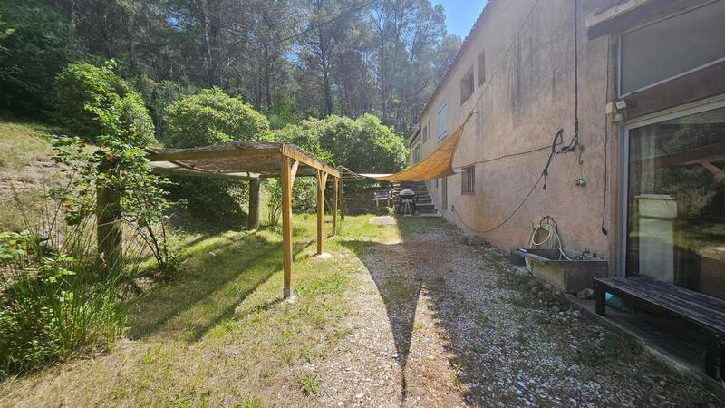 Maison - 312 m² - 7 pièces