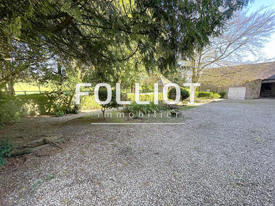 Maison - 200 m² - 8 pièces