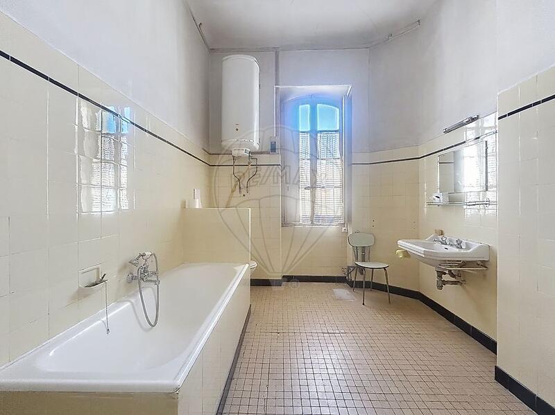 Hôtel particulier - 448 m² - 12 pièces