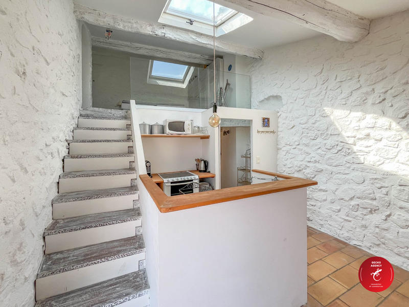 Maison - 219 m² - 10 pièces