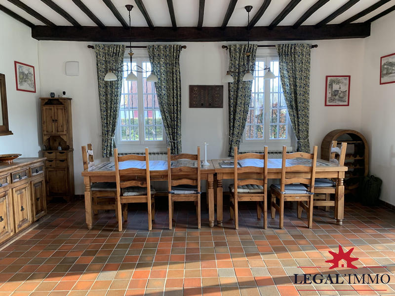 Villa - 248 m² - 7 pièces