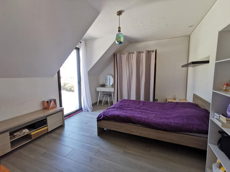 Maison - 171 m² - 7 pièces