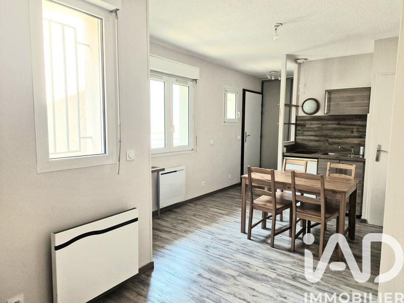 Studio - 24 m² - 1 pièce