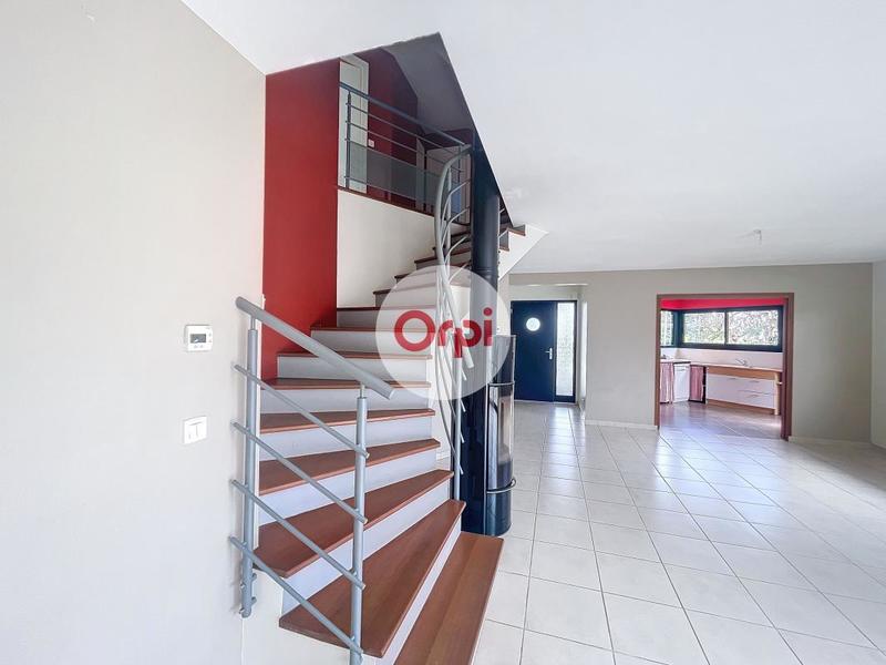 Maison - 121 m² - 5 pièces