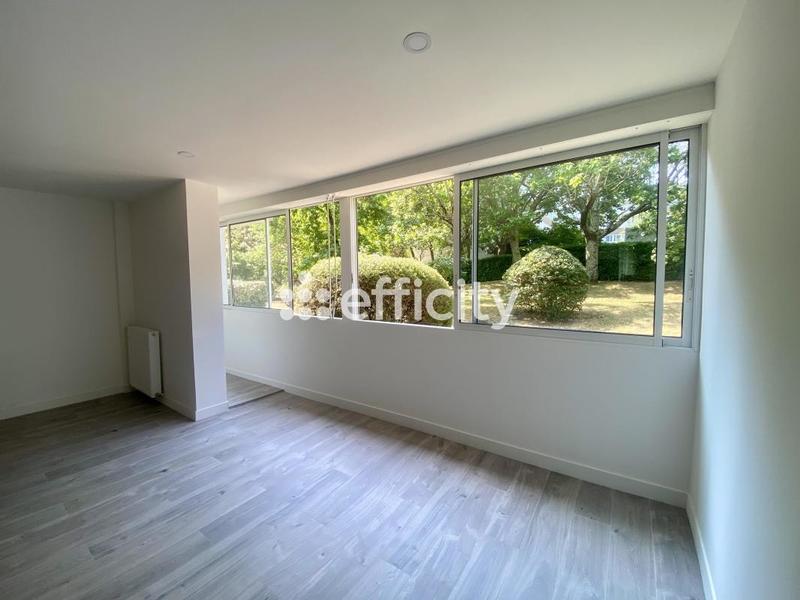 Appartement - 85 m² - 3 pièces