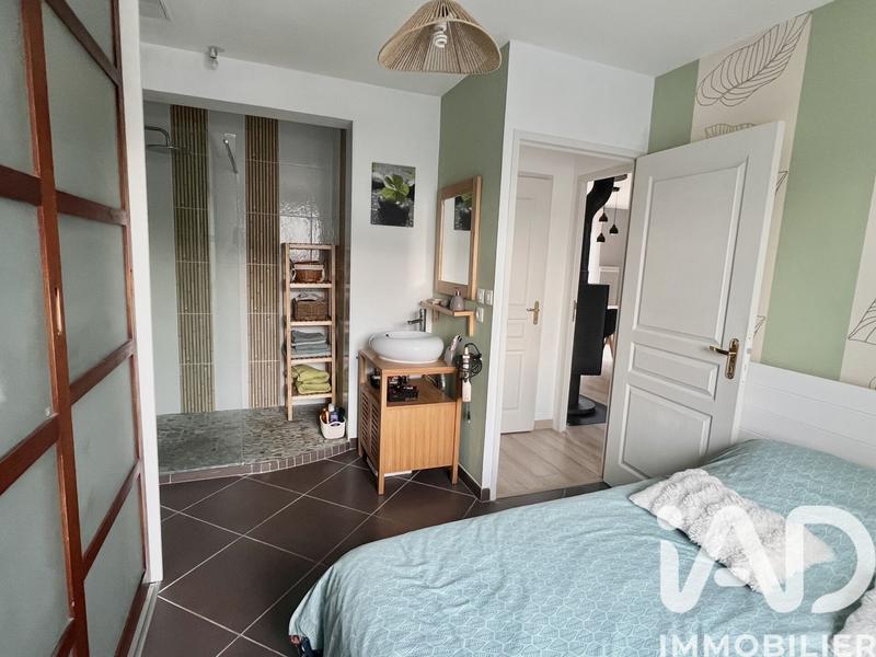 Maison - 100 m² - 6 pièces