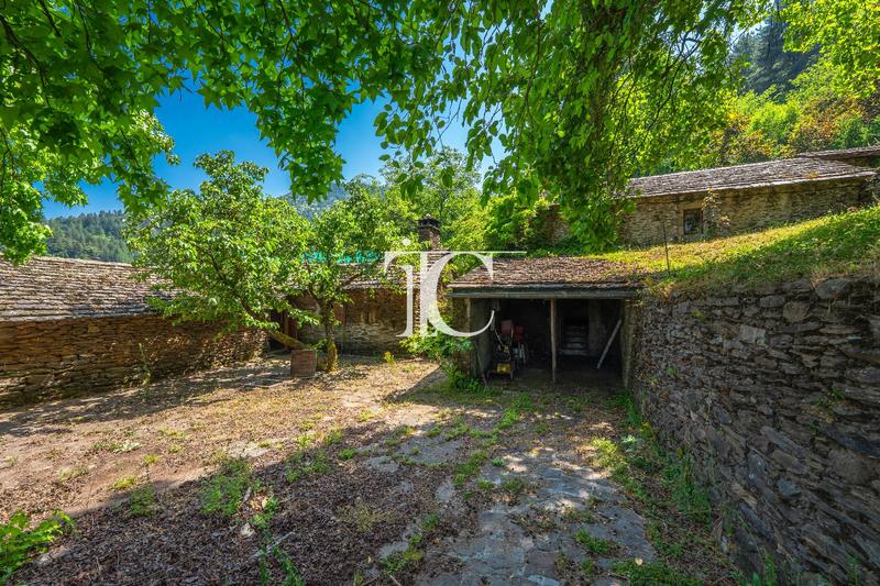 Maison - 97 m² - 5 pièces