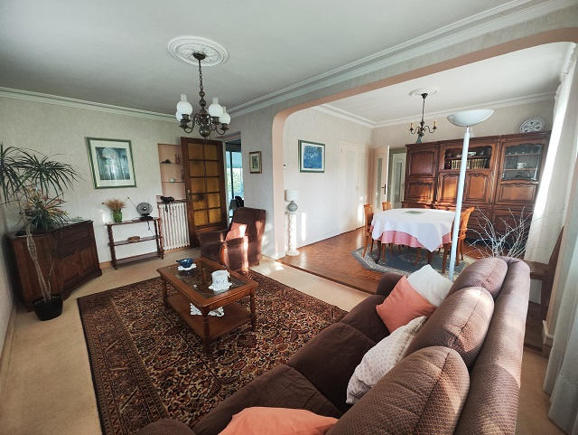 Maison - 145 m² - 6 pièces