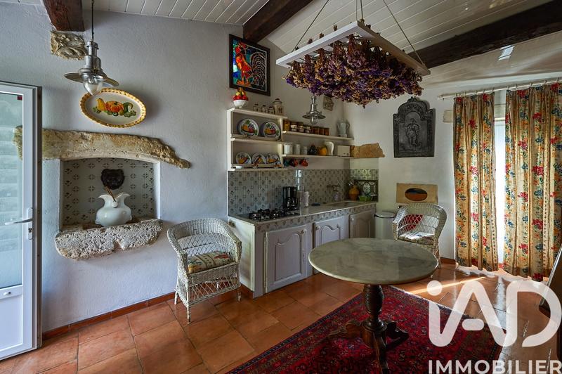 Maison - 230 m² - 6 pièces